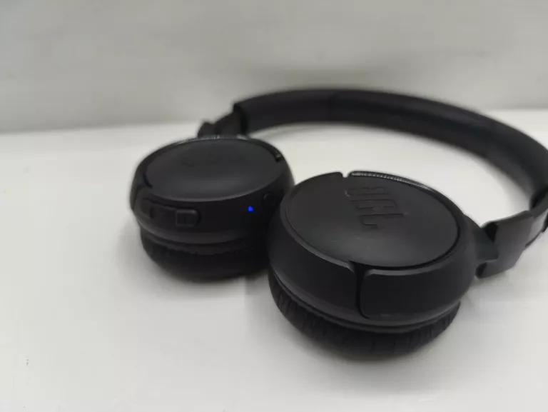 SŁUCHAWKI NAUSZNE JBL TUNE 525BT