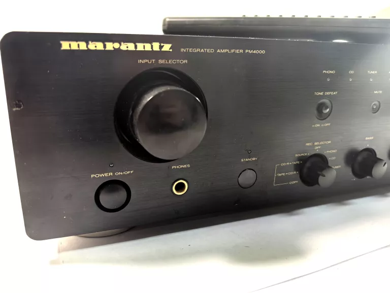 WZMACNIACZ MARANTZ PM-4000, PILOT