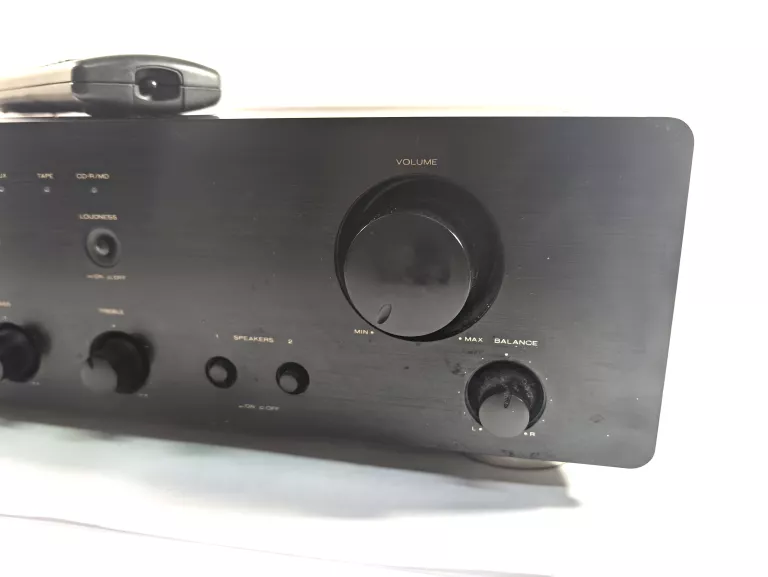 WZMACNIACZ MARANTZ PM-4000, PILOT