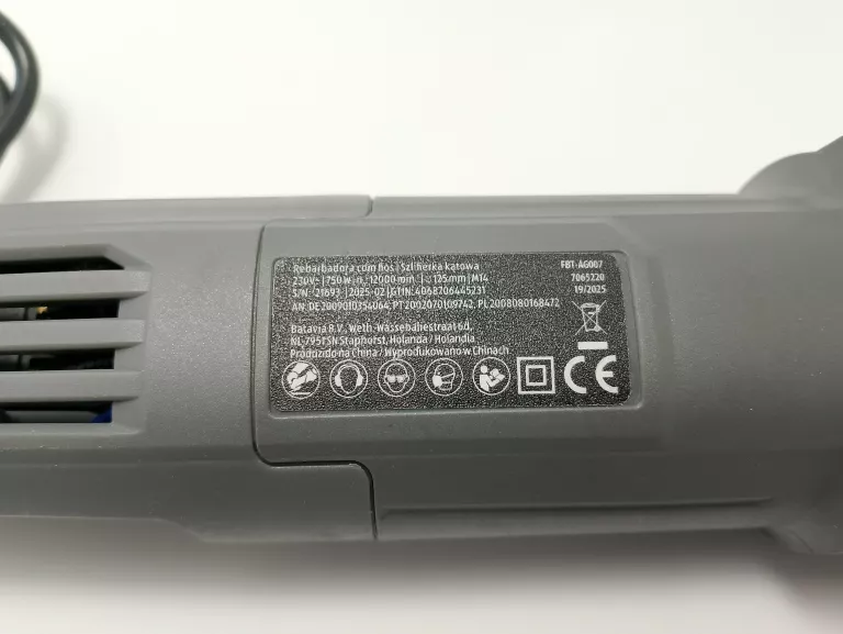 SZLIFIERKA KATOWA FERREX 750W
