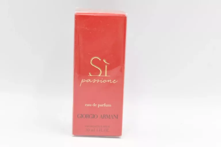 GIORGIO ARMANI SI PASSIONE WODA PERFUMOWANA DLA KOBIET 30 ML