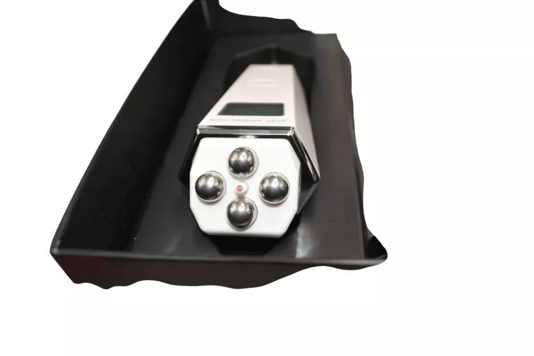 byas-perfection-urzadzenie-liftingujace-marka-248811-958954