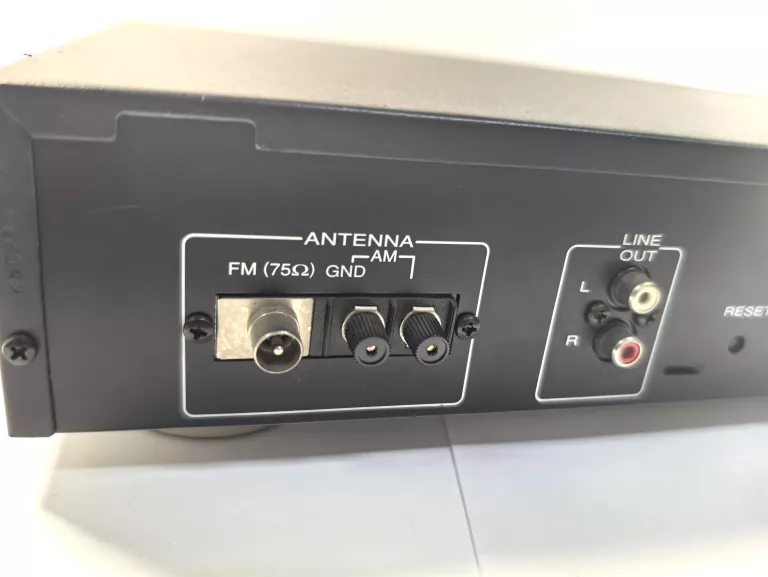 TUNER RADIOWY CYFROWY MARANTZ ST4000