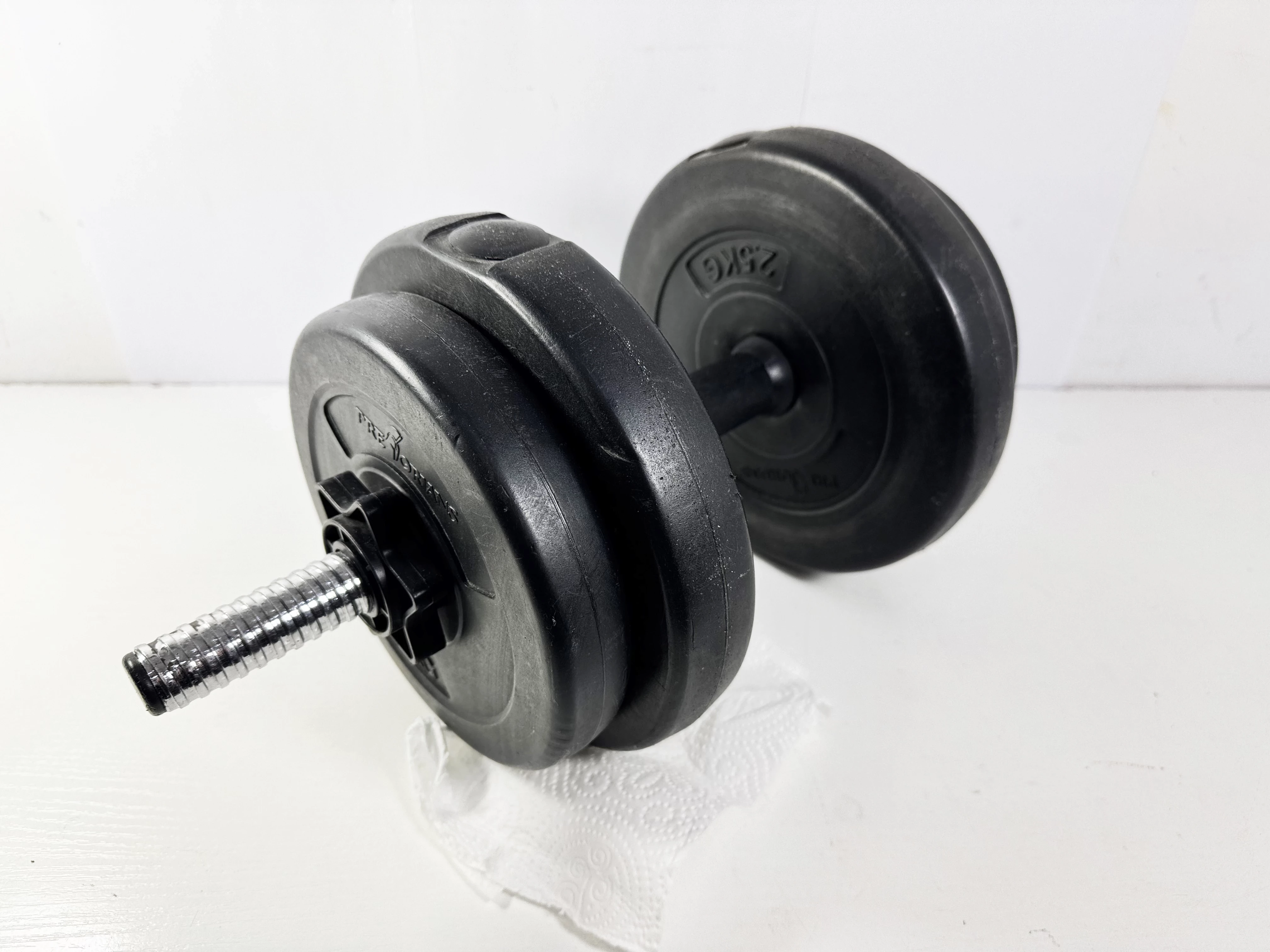 bicepsowy-hantel-do-cwiczen-gryf-obciazenie-8-kg-plastikbeton-tysiaclecia-2a-nowe-miasto-lubawskie