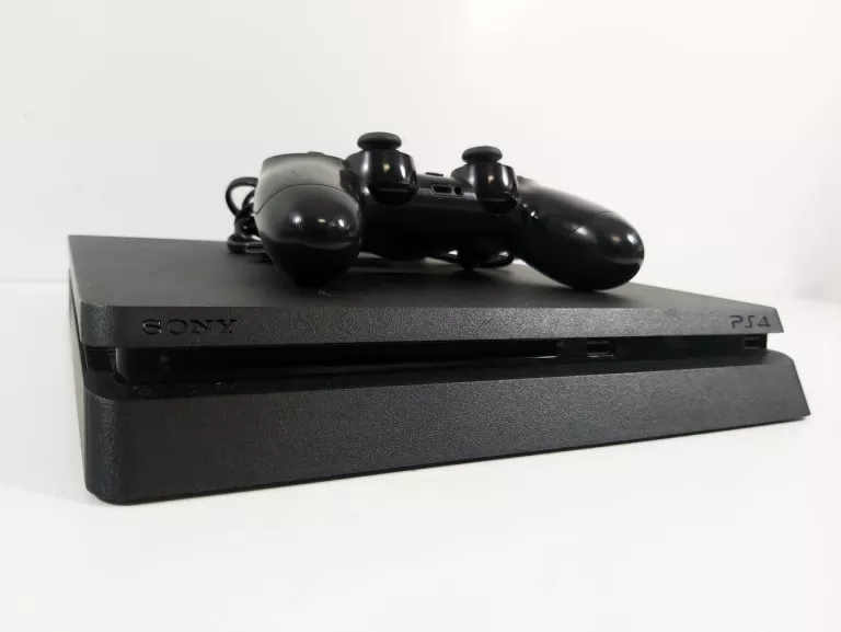 KONSOLA SONY PS4 SLIM 500GB + PAD + KABLE