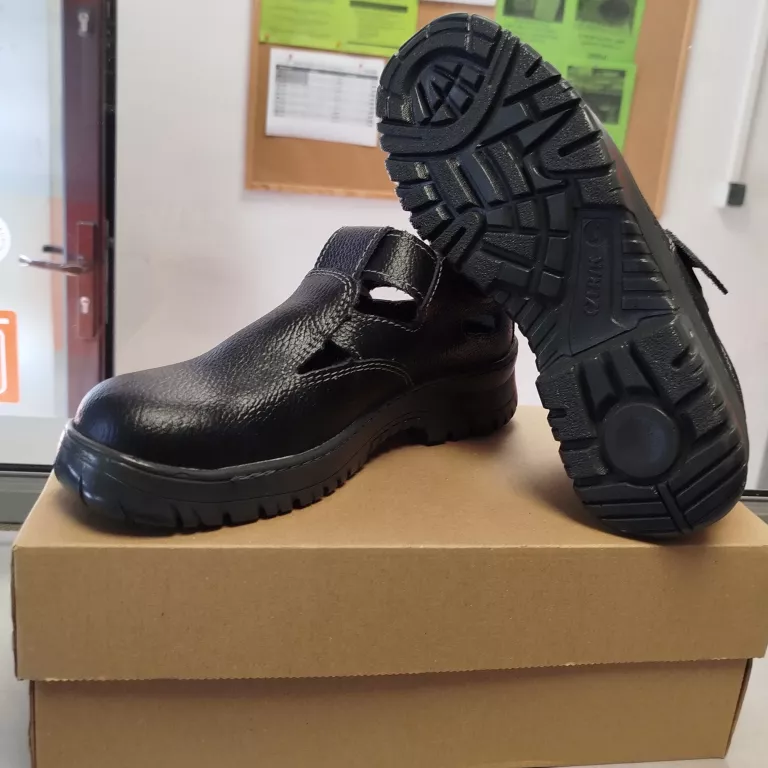 czersk-obuwie-robocze-sandaly-rozmiar-41-stan-11323-238058