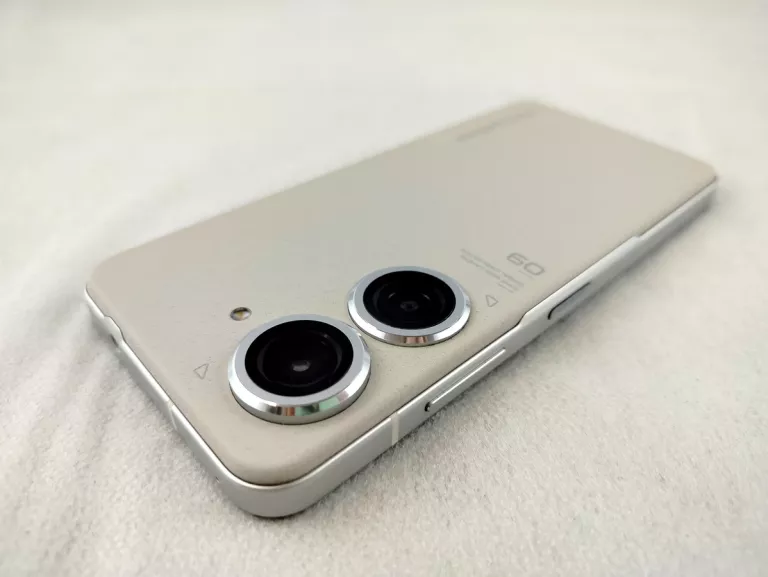 TELEFON ASUS ZENFONE 9 8\128GB
