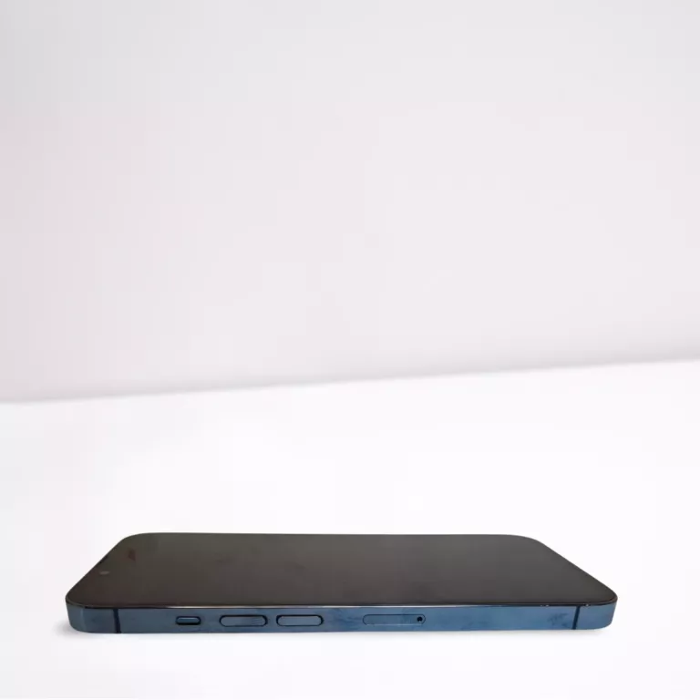 TELEFON IPHONE 13 PRO 6/128 GB NIEBIESKI BAT.79% Z ETUI