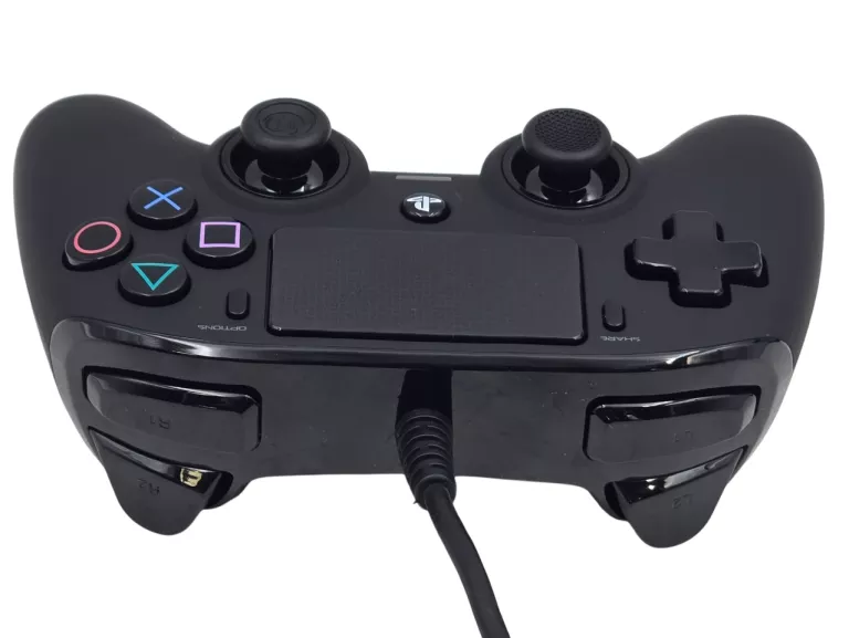 KONTROLER PAD PS4 ZAMIENNIK  NACON SLEH-00470 CZARNY PRZEWODOWY - JAK NOWY
