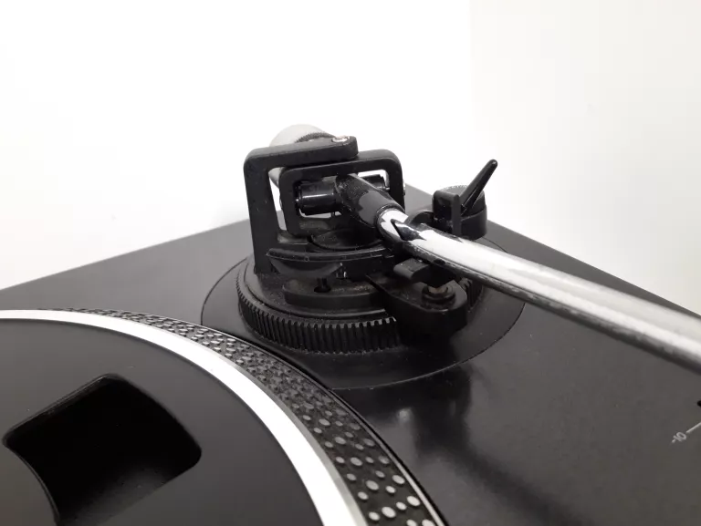 RELOOP RP-2000 MK2 GRAMOFON DJ-SKI Z NAPĘDEM BEZPOŚREDNIM