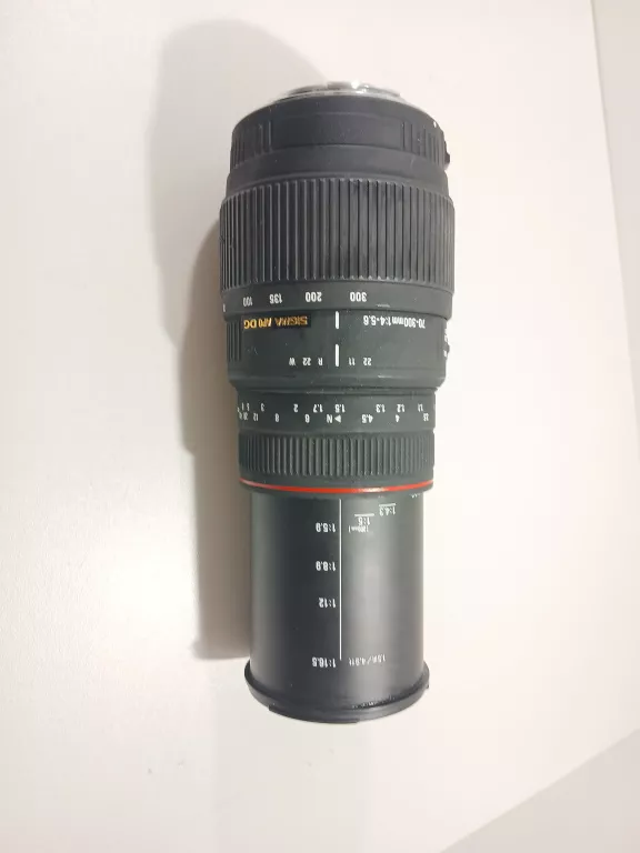 SIGMA 70-300 MM F/4-5.6 APO DG MACRO -BAGNET EF, EF-S