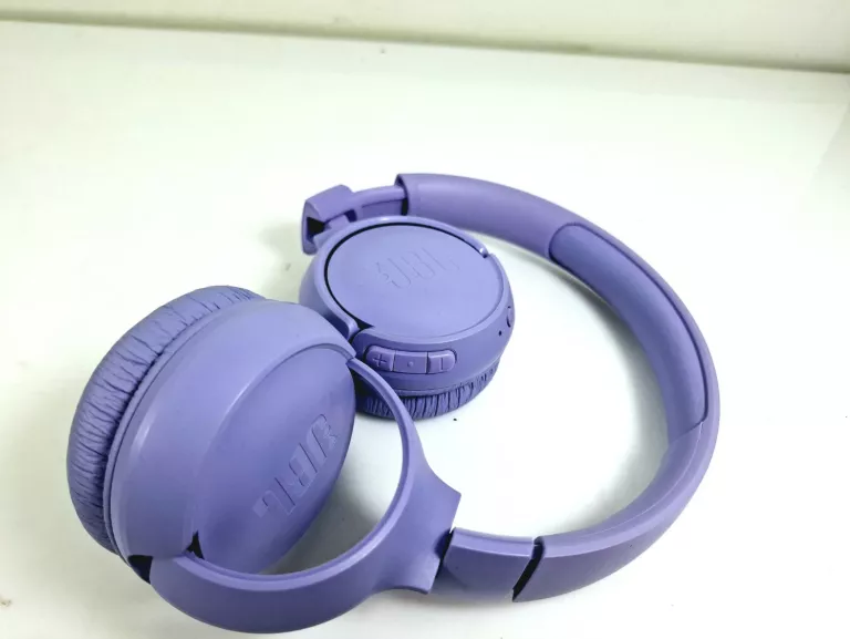 JBL TUNE 520BT – SŁUCHAWKI BEZPRZEWODOWE NAUSZNE (FIOLETOWE)