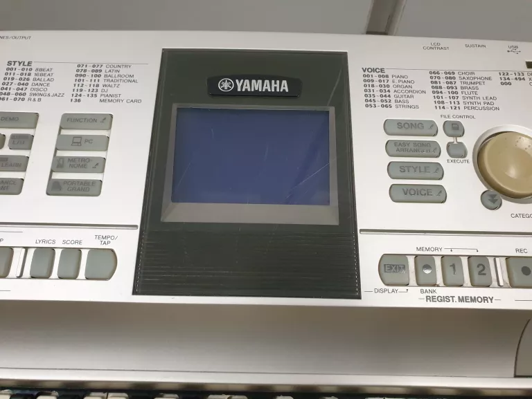 keyboard-pianino-cyfrowe-yamaha-dgx-305-marka-248930-969618