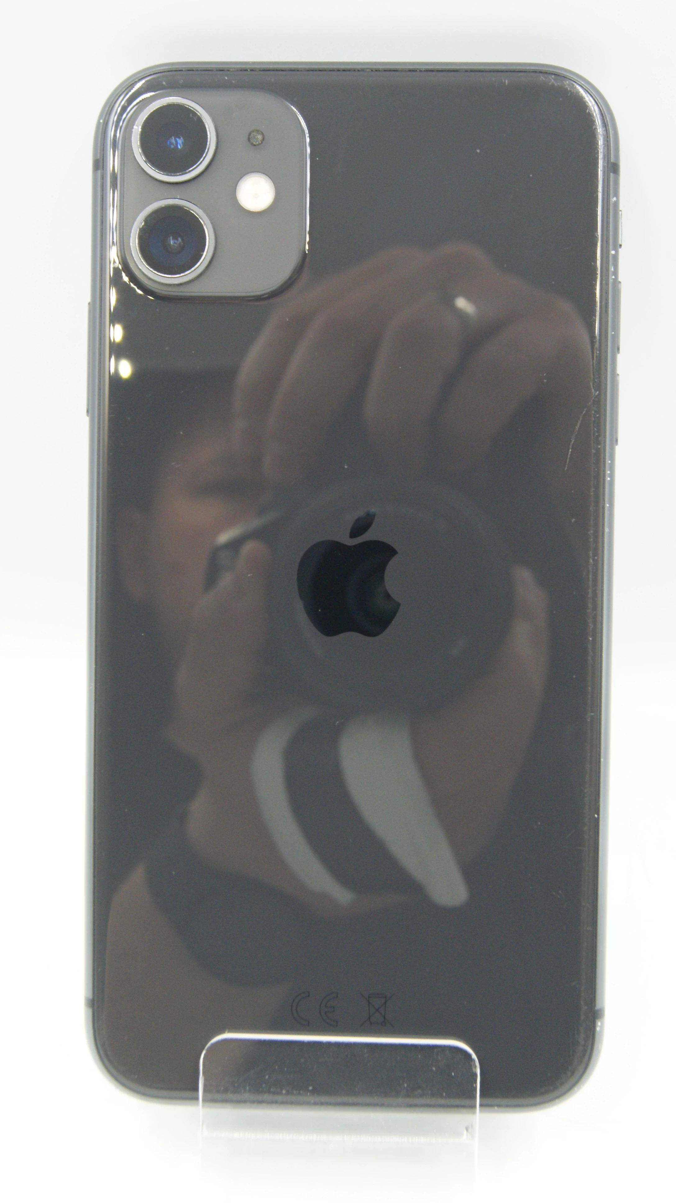 smartfon-apple-iphone-11-64gb-bat77-pud-przekatna-ekranu-610