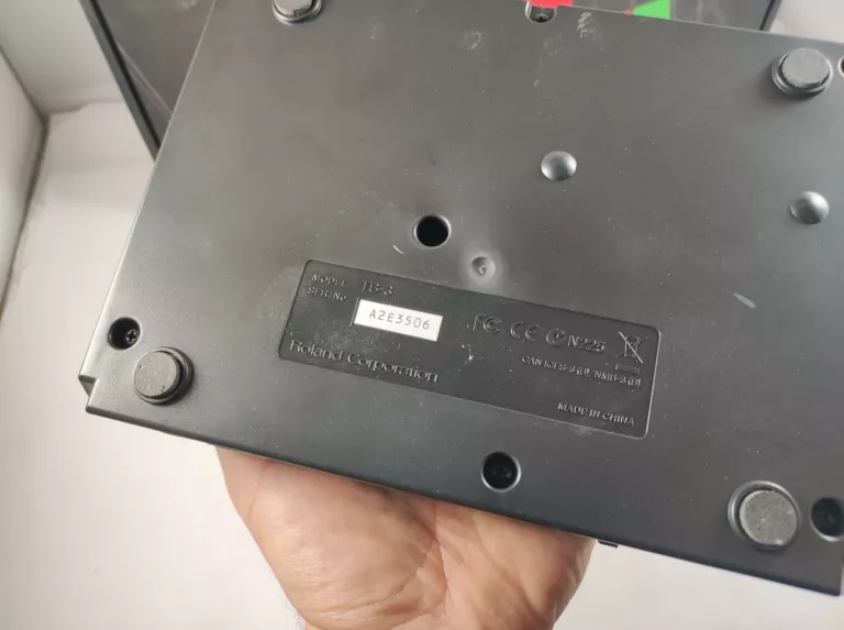 SYNTEZATOR BASOWY ROLAND TB-3 TOUCH BASSLINE KARTON