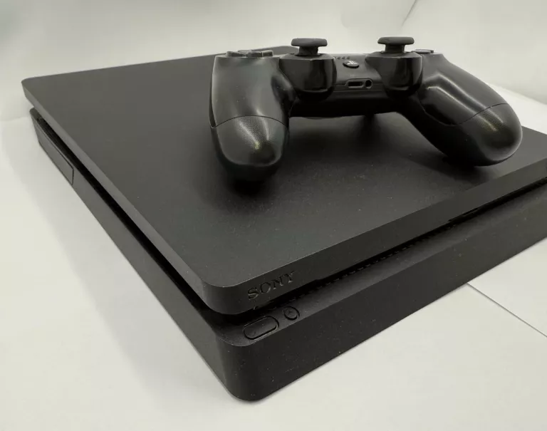 KONSOLA SONY PLAYSTATION SLIM PS4 500GB PAD OKABLOWANIE