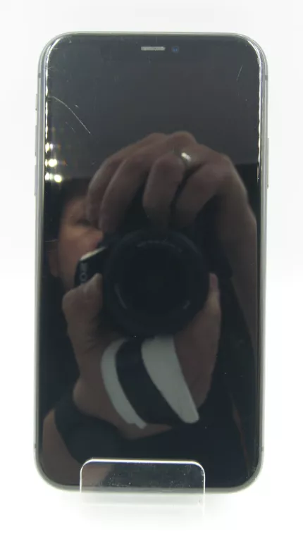 SMARTFON APPLE IPHONE 11 64GB BAT.77% PUD