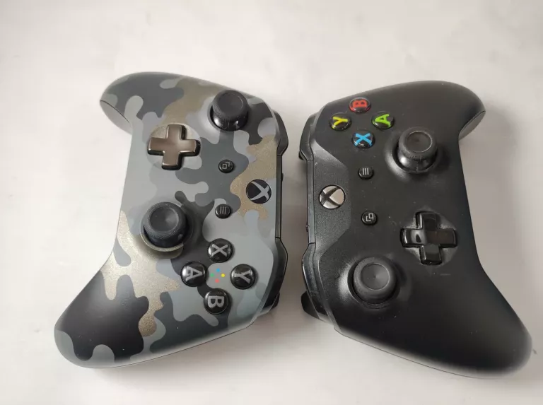 KONSOLA XBOX ONE X 2 PADY 2 GRY PUDEŁKO