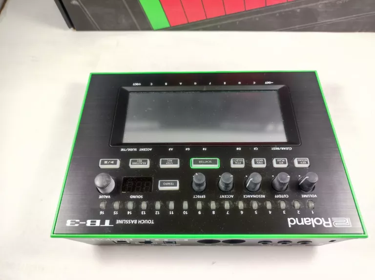 SYNTEZATOR BASOWY ROLAND TB-3 TOUCH BASSLINE KARTON