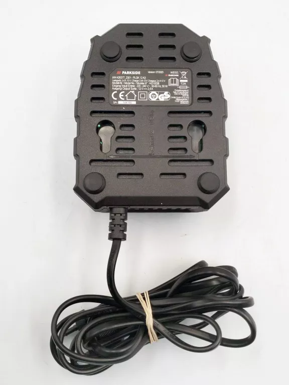 ŁADOWARKA PARKSIDE 12 V 2,4 AH PUDEŁKO