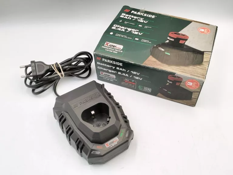 ŁADOWARKA PARKSIDE 12 V 2,4 AH PUDEŁKO