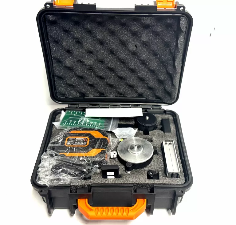 LASER KRZYŻOWY 3D NEO TOOLS 75-141 16 LINII WALIZKA TARCZA CELOWNICZA