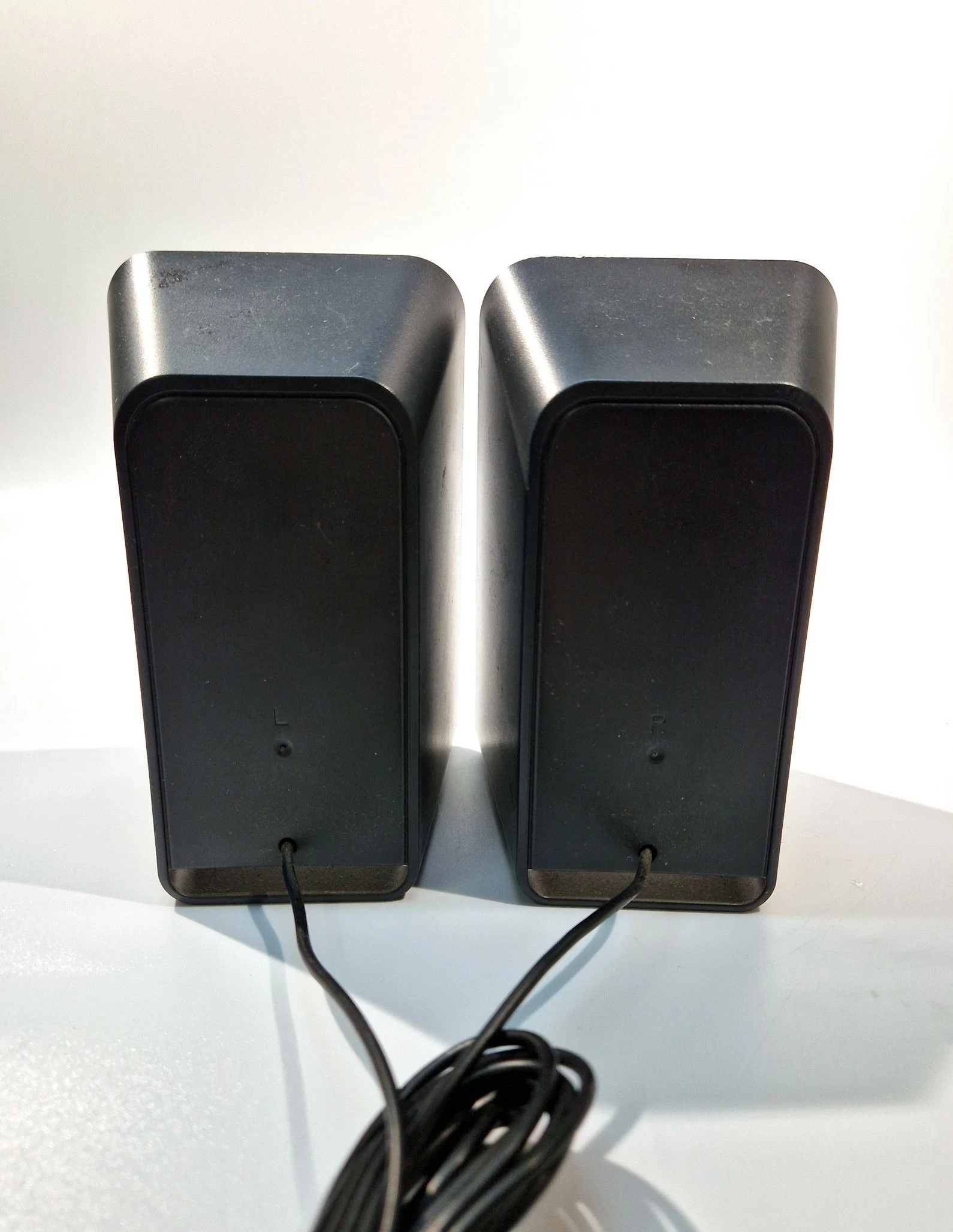 glosniki-komputerowe-logitech-z213-kod-producenta-980-000942