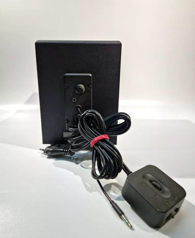 glosniki-komputerowe-logitech-z213-moc-glosnikow-rms-700