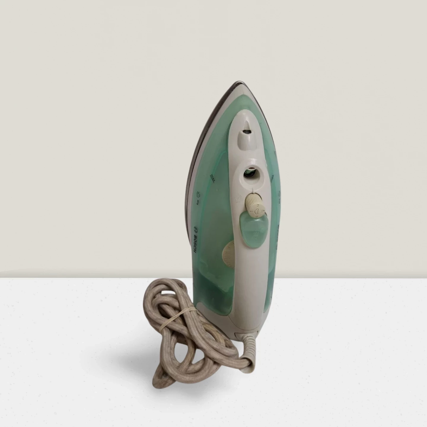 zelazko-parowe-bosch-tda-231501-stan-bdb-moc-180000