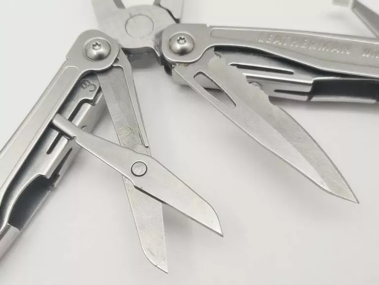 MULTITOOL LEATHERMAN WINGMAN