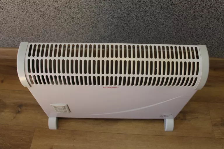 GRZEJNIK ELEKTRYCZNY LTC LXUG06