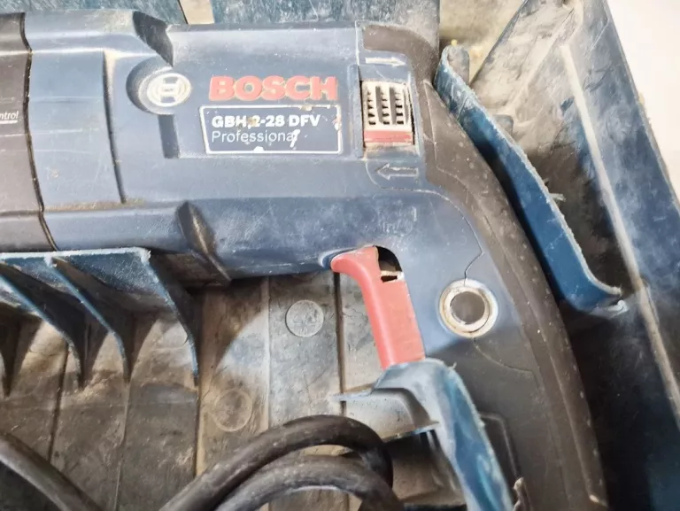 MŁOTOWIERTARKA BOSCH GBH 2-28 DFV