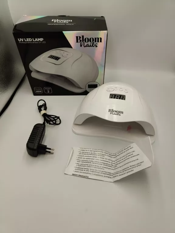 LAMPA DO PAZNOKICI BLOOM NAILS 48W PUDEŁKO