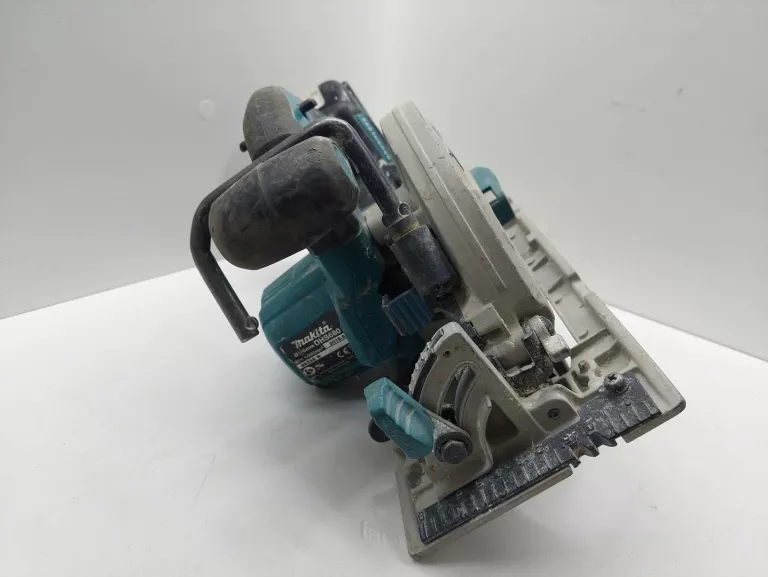 akumulatorowa-pilarka-tarczowa-makita-dhs-680-akumulator-30ah-kod-producenta-dhs680z