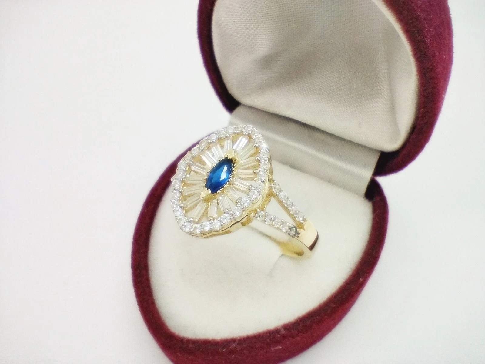 zjawiskowy-zloty-pierscionek-58535grozm19-kamien-17088-524288