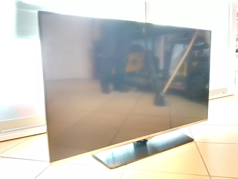 TELEWIZOR SAMSUNG UE40EH5000