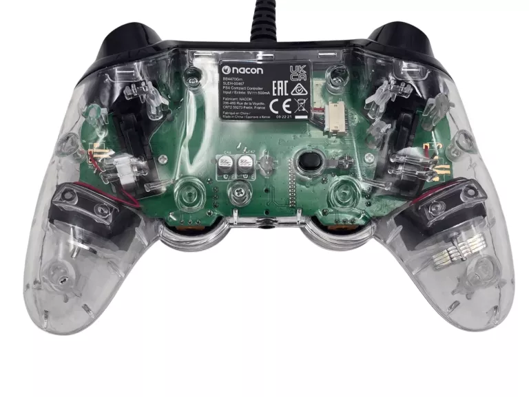 KONTROLER PAD PS4 ZAMIENNIK NACON SLEH-00467 PRZEWODOWY - JAK NOWY