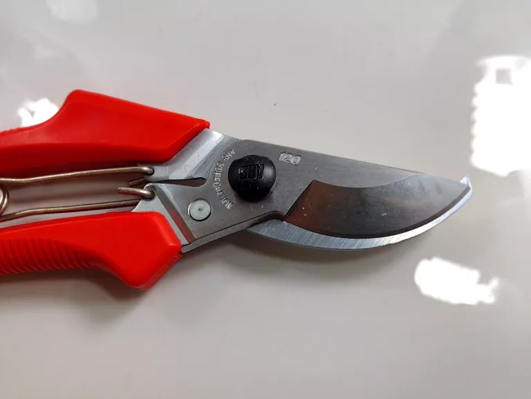 SEKATOR ARS 120