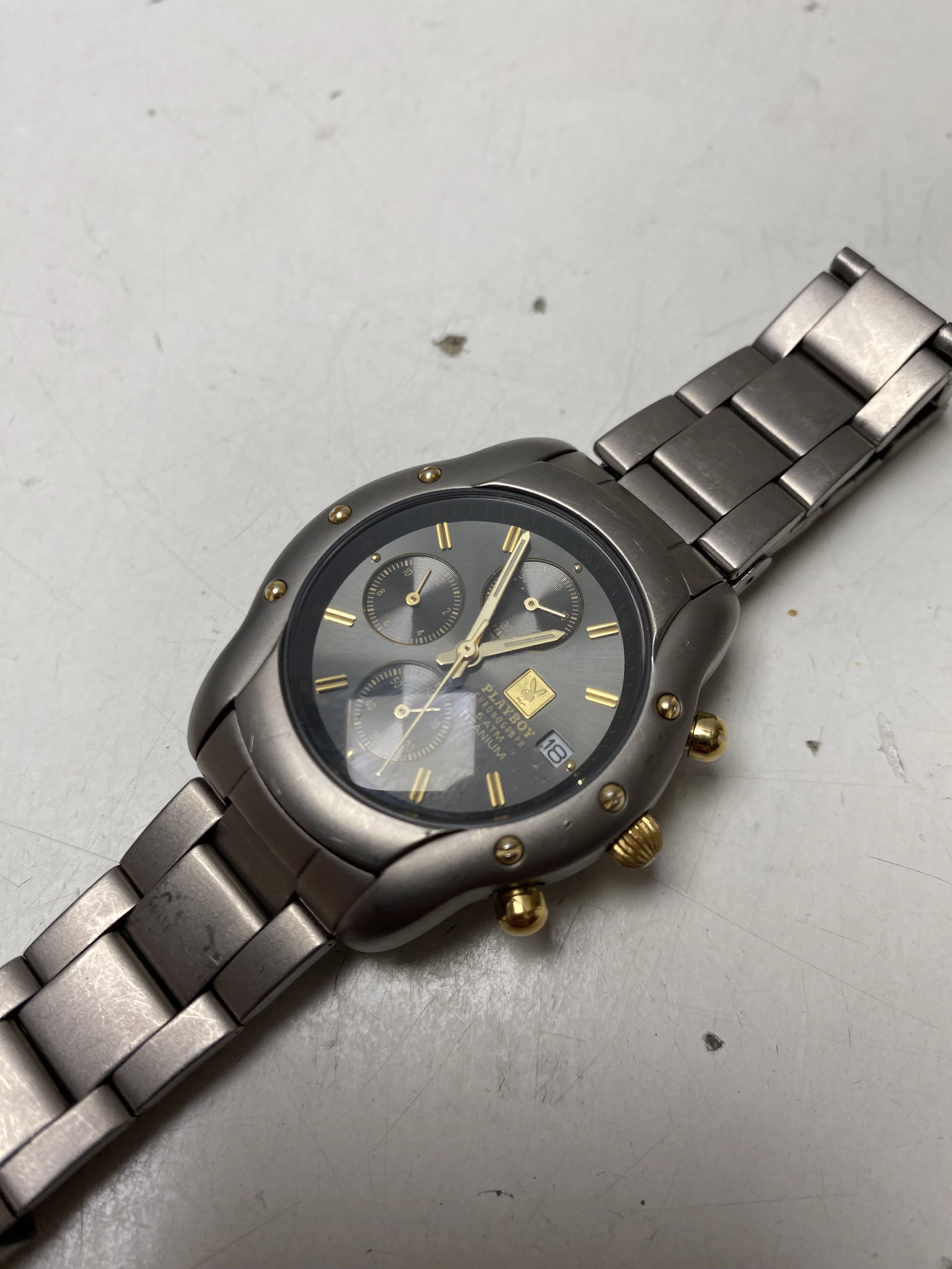 zegarek-playboy-chronograph-5-atm-titanium-rodzaj-129220-380813