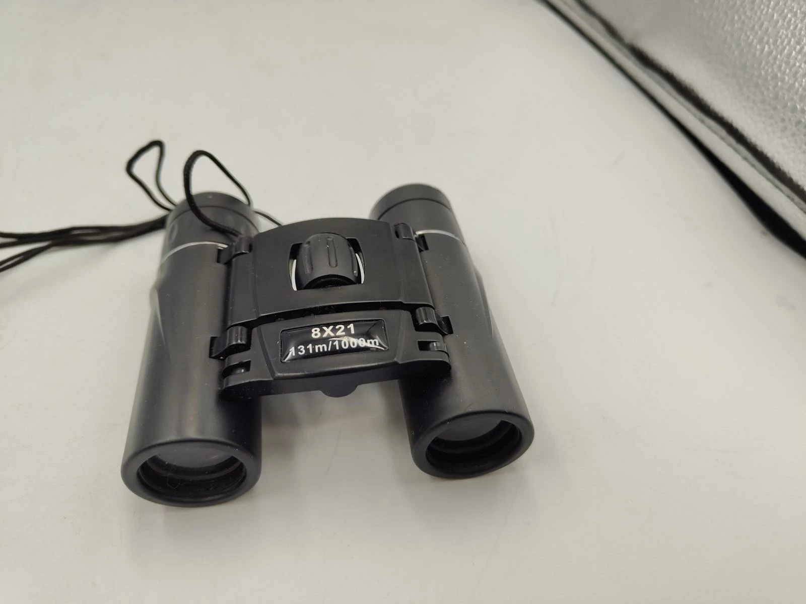 lornetka-8x21-131m1000m-stan-11323-2