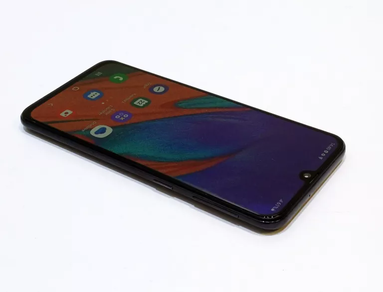 TELEFON SAMSUNG GALAXY A40 4/64 ETUI