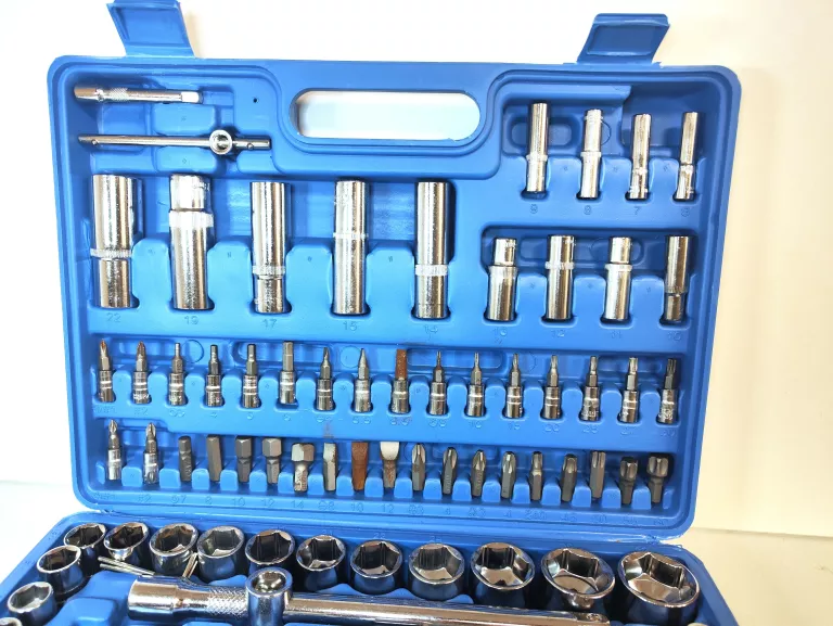 zestaw-kluczy-ubertool-niebieska-walizka-stan-11323-2