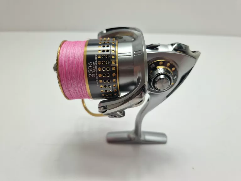 KOŁOWROTEK DAIWA EXIST 2500 HYPER DIGIGEAR CUSTOMBODY