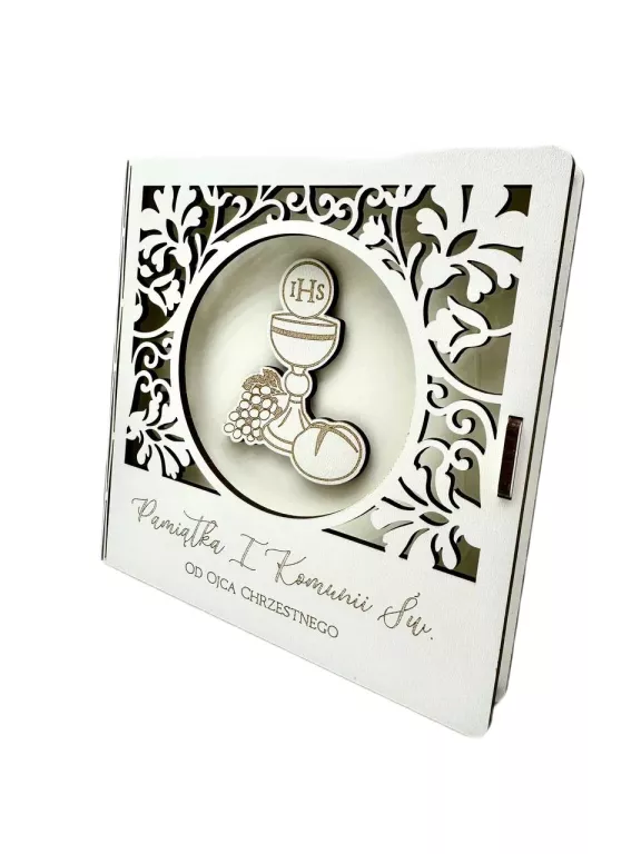 pamiatka-i-komunii-swietej-od-chrzestnego-drewniana-ksiazeczka-traugutta-85-wroclaw