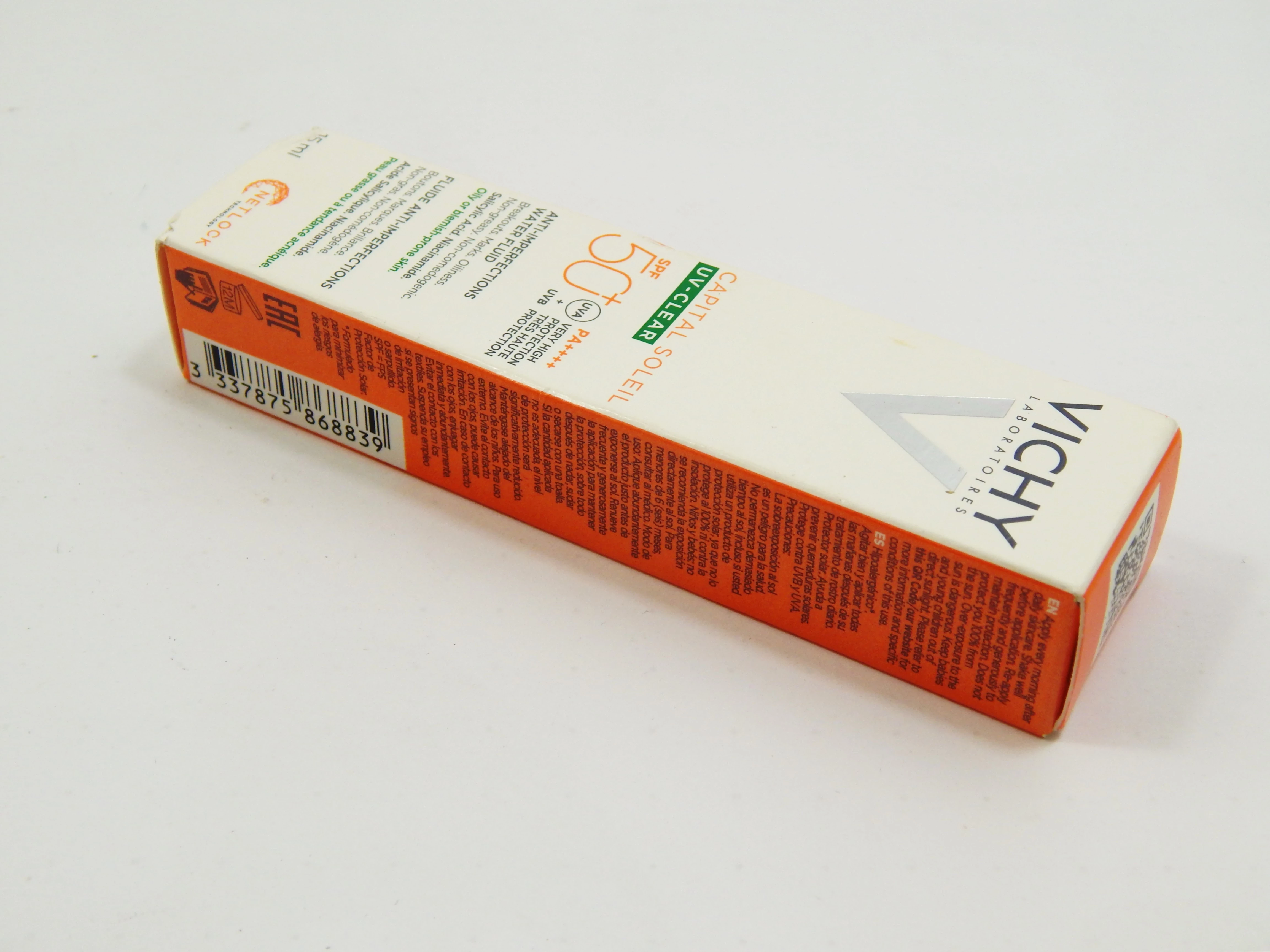 vichy-capital-soleil-uv-clear-fluid-15-ml-przeciw-niedoskonalosciom-spf50-rodzaj-129529-297537