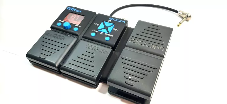 MULTIEFEKT GITAROWY ZOOM G1XON 200M