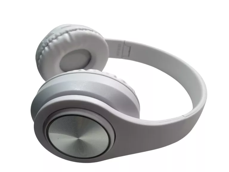 SŁUCHAWKI NAUSZNE BEZPRZEWODOWE BIAŁE