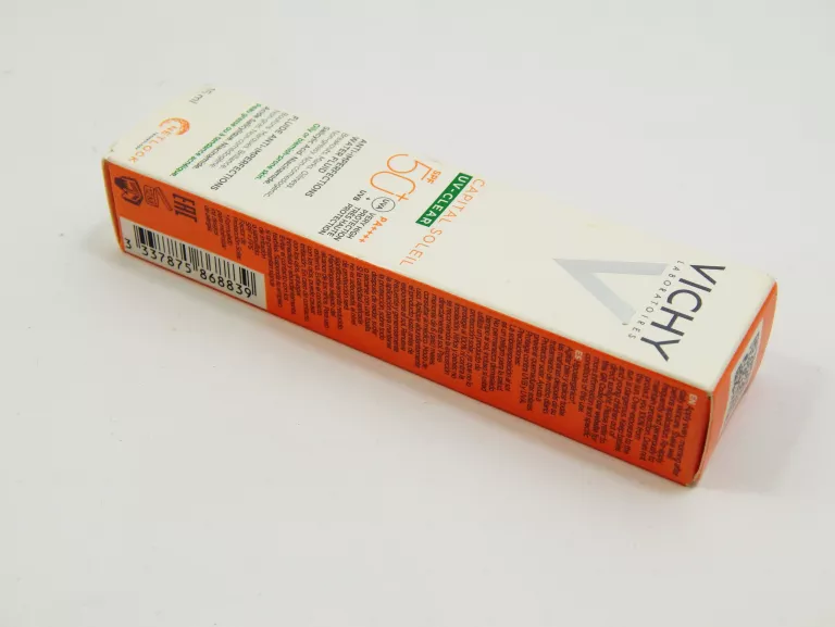 VICHY CAPITAL SOLEIL UV-CLEAR FLUID 15 ML PRZECIW NIEDOSKONAŁOŚCIOM SPF50+
