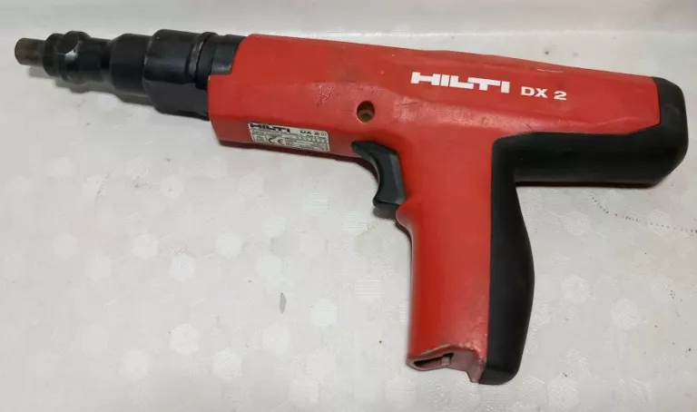 OSADZAK GWOŹDZIARKA HILTI DX2 WALIZKA