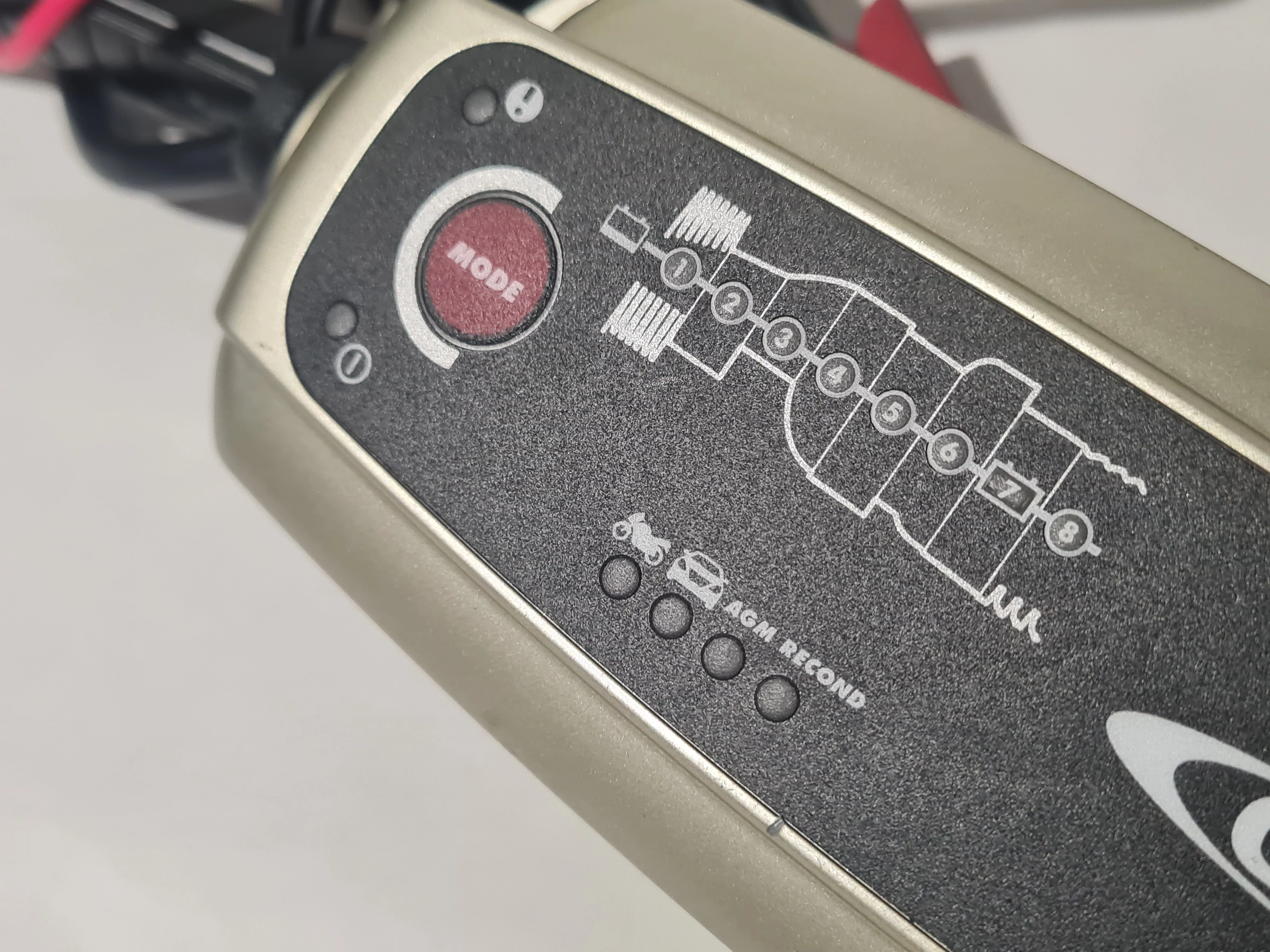 prostownik-ctek-mxs-50-12v-5a-agm-stan-11323-2